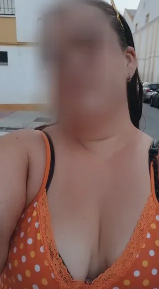 Antonia, 24