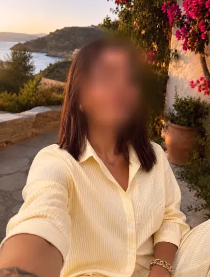 Bianca, 23