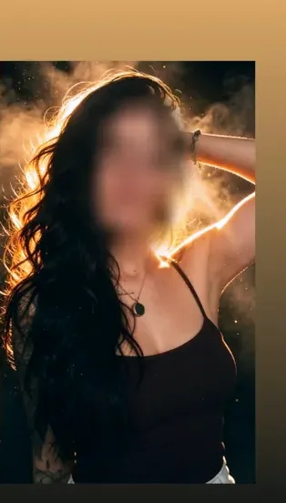 Denise, 37