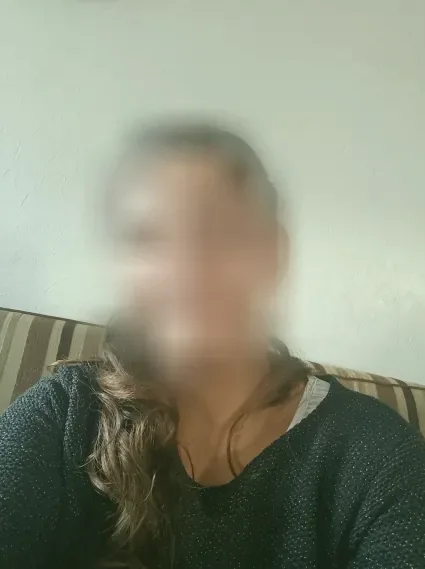 Diana, 25
