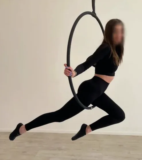 Elisa, 25