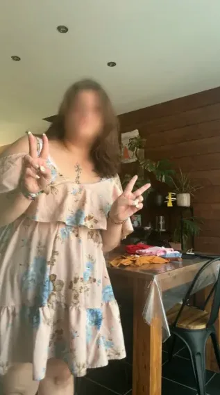 Greta, 23