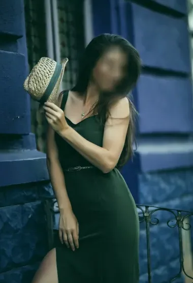 Helena, 31