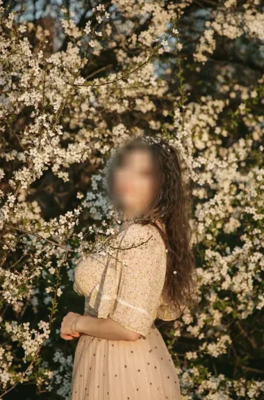 Katrin, 35