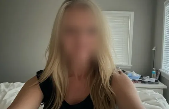 Leyla, 36