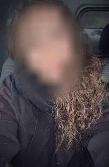 Linda, 24