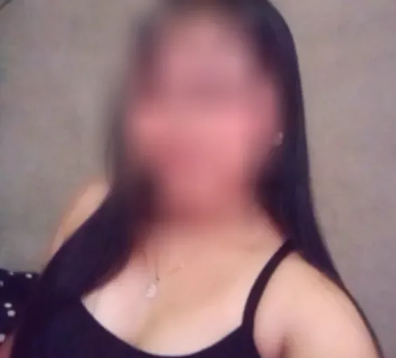 Lisa, 19