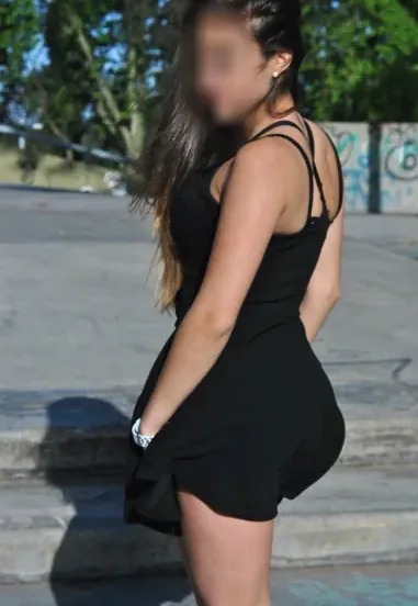 Nora, 31