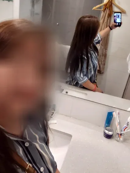 Simone, 31